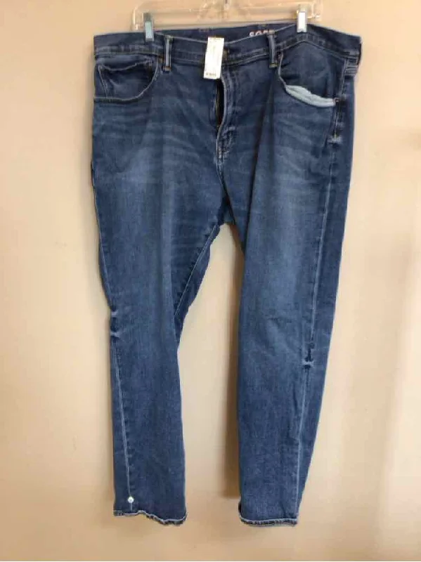 SIZE 42 GAP Men's PANTS